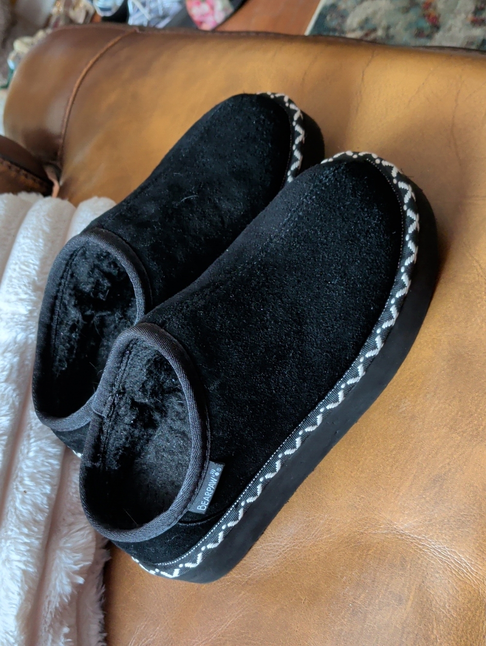 Bearpaws Slipper Shoe, Size 7, Never Worn.